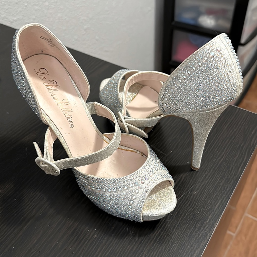 De Blossom Collection, glittery silver heels with colorful rhinestones